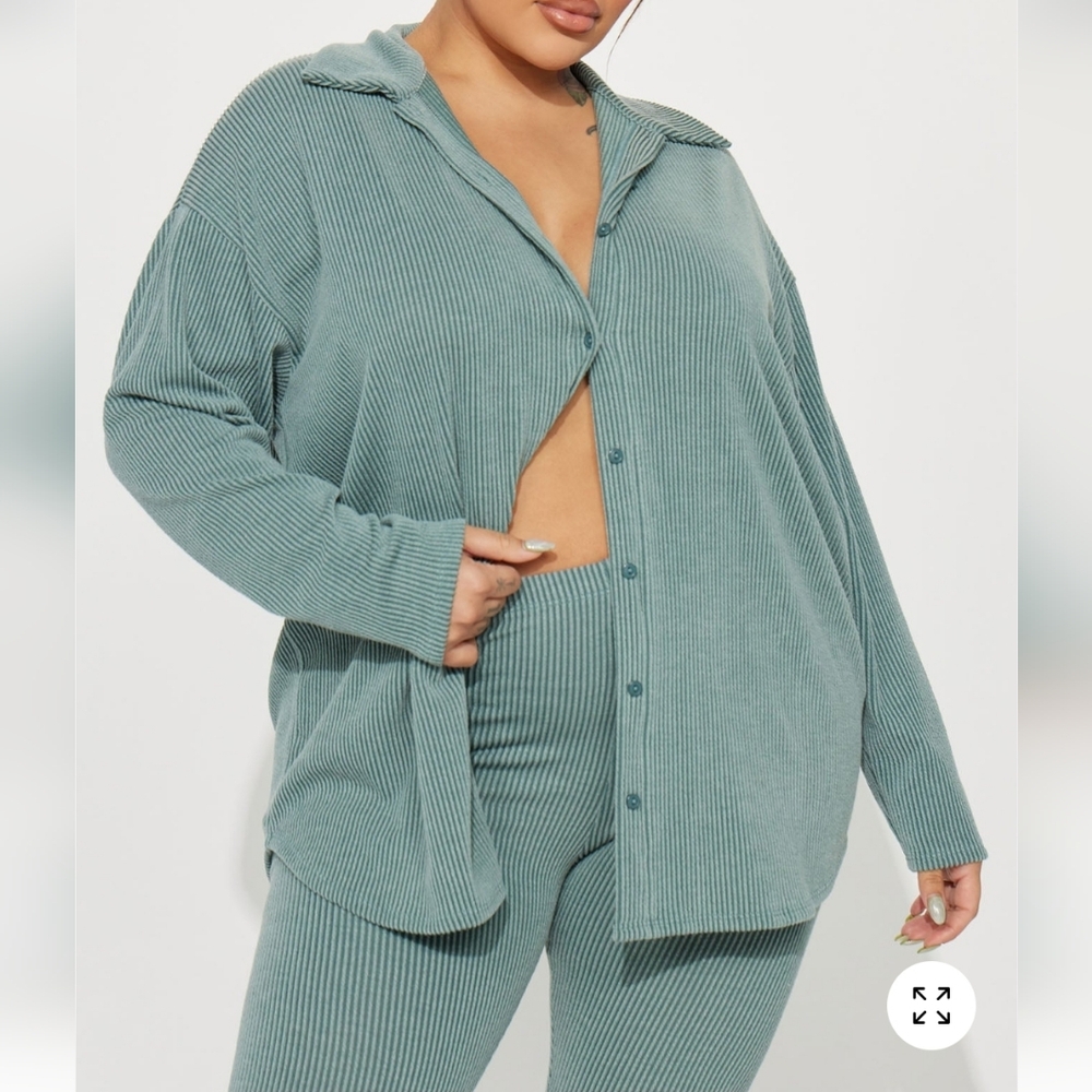 Fashion Nova Ribbed Teal Pants Set - Picture 3 of 5